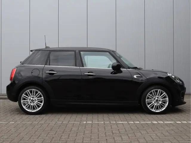 MINI Cooper 1.5 Salt 2021 Benzine 17