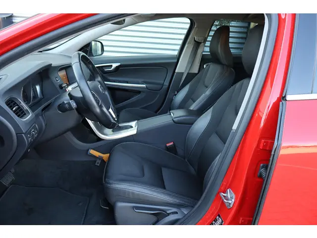 Volvo S60 1.5 T2 Nordic+ 2017 Benzine 3