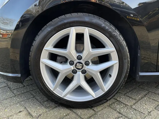 SEAT Ibiza 1.0 TSI FR Business Intense 2019 Benzine 26