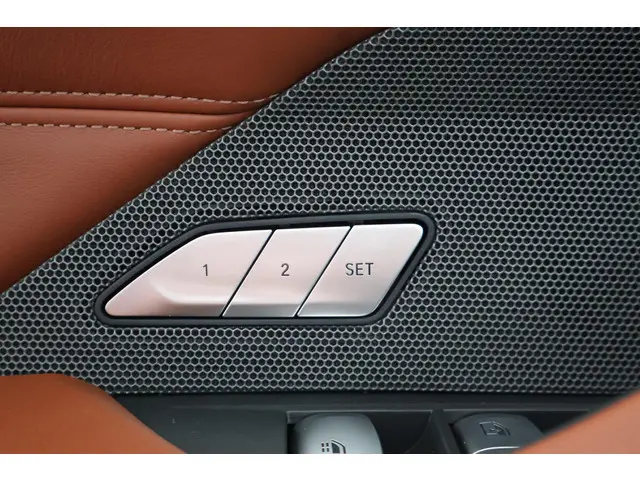 BMW M4 Cabrio Competition 2026 Benzine 16