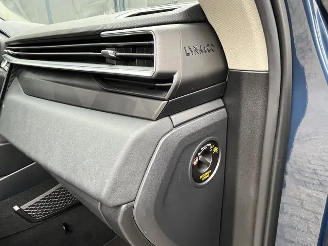 Lynk & Co 01 1.5 2023 Hybride Benzine 79