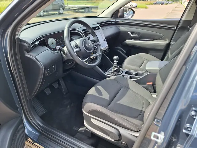 Hyundai Tucson 1.6 T-GDI MHEV 2022 Benzine 10