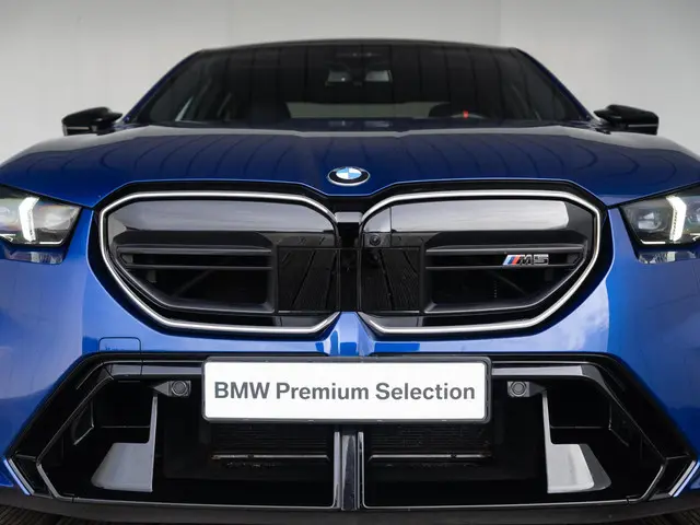 BMW M5 Sedan 2024 Hybride Benzine 14