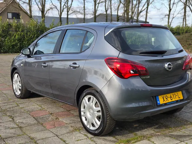 Opel Corsa 1.4 Favourite 5DRS Airco 2019 Benzine 5