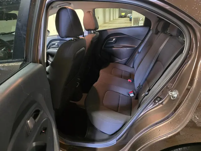 Kia Rio 1.2 CVVT Plus Pack 2012 Benzine 15