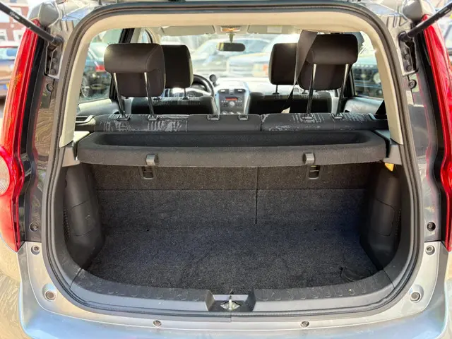 Opel Agila 1.0 Berlin 2014 Benzine 15