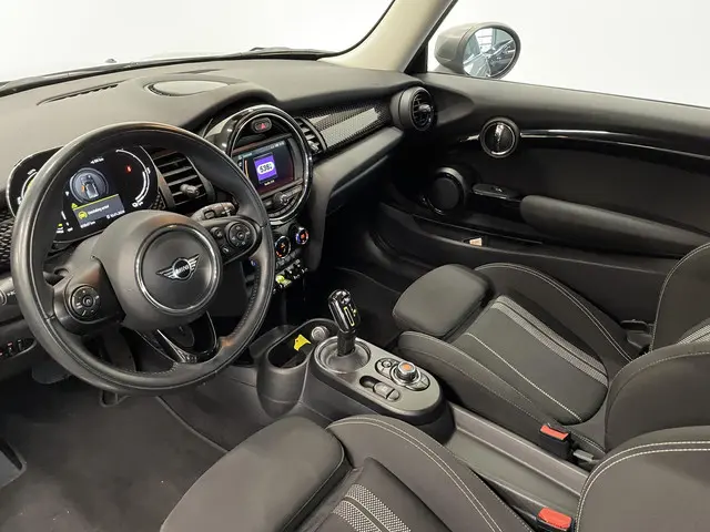 MINI Electric Mini Basic 33 kWh 2020 Elektrisch 13