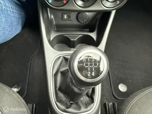 Opel Corsa 1.3 CDTI Business+ 2015 Diesel 10