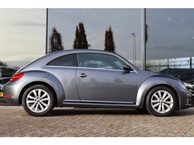 Volkswagen Beetle 1.2 TSI DESIGN 2013 Benzine 4