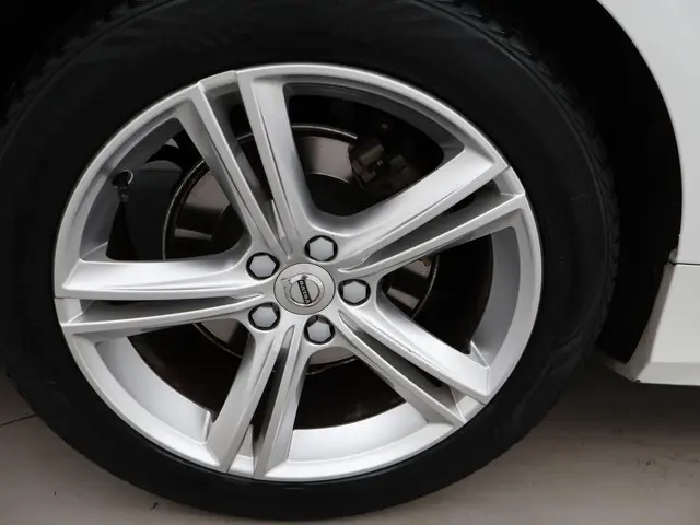 Volvo V90 2.0 T4 190 PK AUT. 2019 Benzine 52