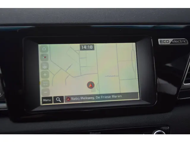 Kia e-Niro DynamicLine 64 kWh trekhaak 2019 Elektrisch 14