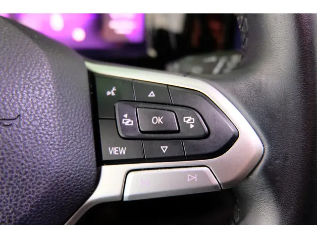 Volkswagen Golf 1.5 TSI R-Line 2020 Benzine 16