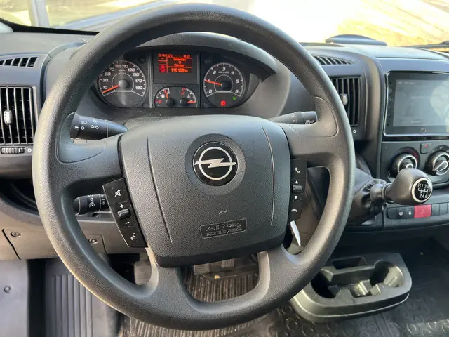 Opel Movano 2.2D 140 L2H2 3.5t 2023 Diesel 32