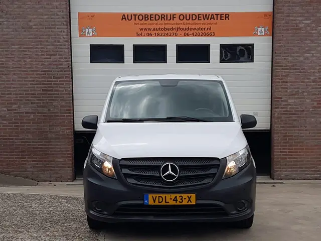 Mercedes-Benz Vito 111 CDI Lang 2019 Diesel 5