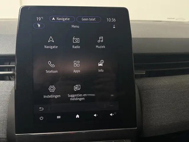 Renault Clio 1.0 TCe 90 GPF Techno 2024 Benzine 38