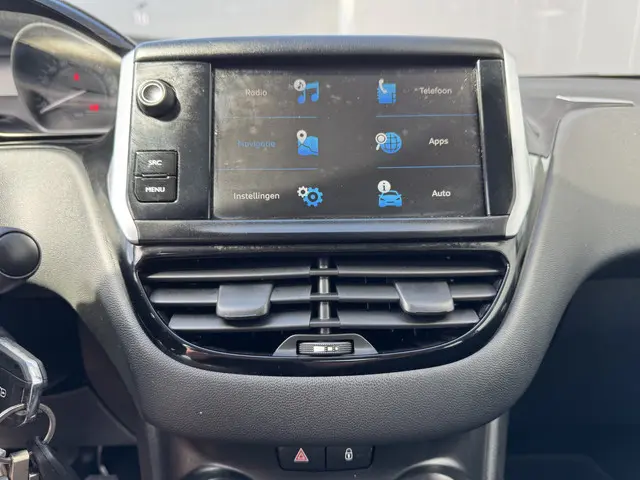 Peugeot 208 1.2 PureTech Blue Lion 2017 Benzine 32