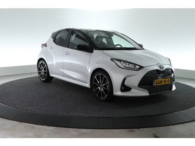 Toyota Yaris 1.5 Hybrid GR Sport 2023 Hybride Benzine 13