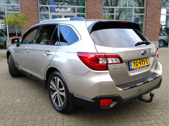 Subaru Outback 2.5i Premium 2018 Benzine 5