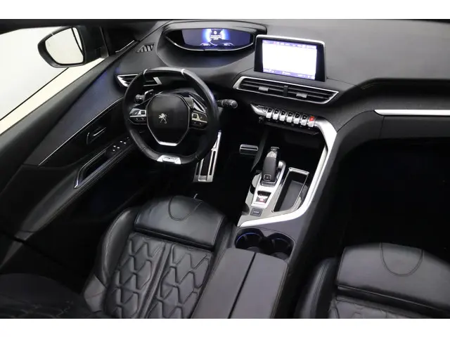 Peugeot 3008 1.6 e-THP GT Line 2018 Benzine 13