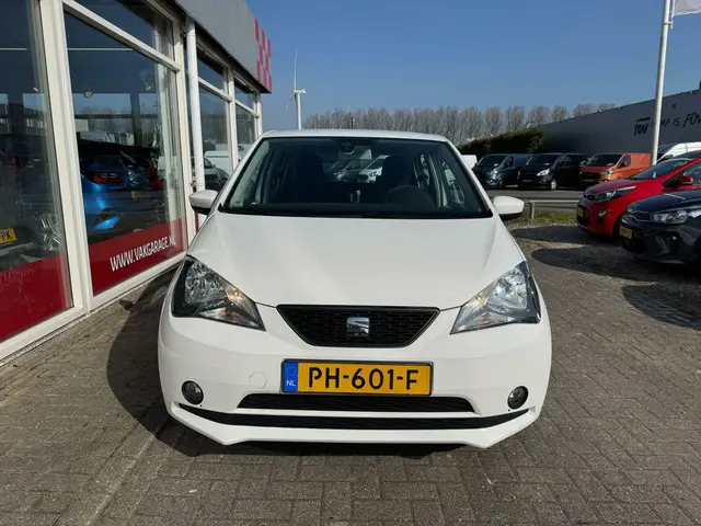 SEAT Mii 1.0 Style Intense 2017 Benzine 13