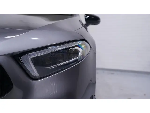 Mercedes-Benz A-Klasse 250 Premium Plus 2019 Benzine 7
