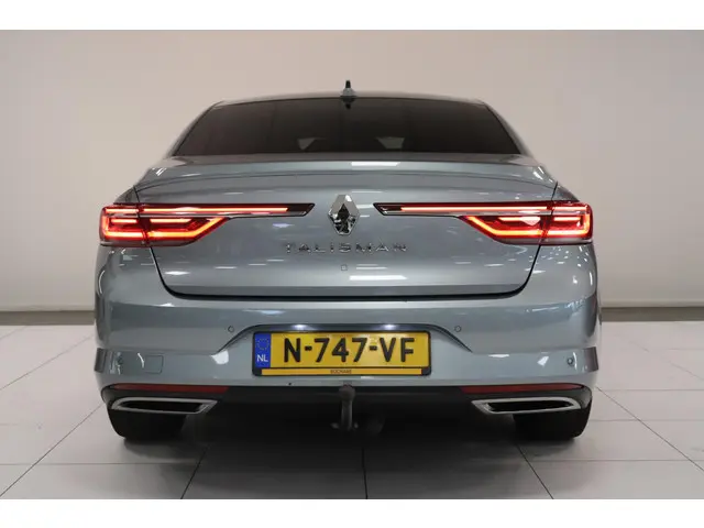 Renault Talisman 1.3 TCe Business Intens 2022 Benzine 32