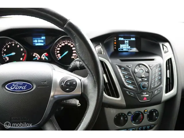 Ford Focus Wagon 1.0 EcoBoost Edition 2013 Benzine 17
