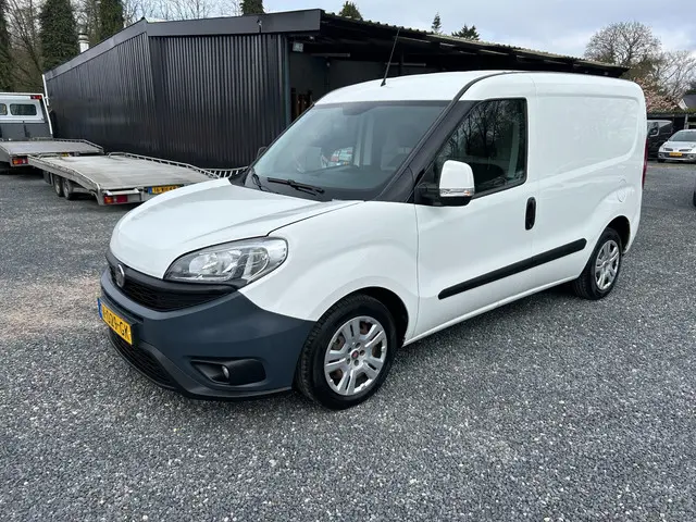Fiat Doblò Cargo 1.6 MJ L1H1 SX 2017 Diesel