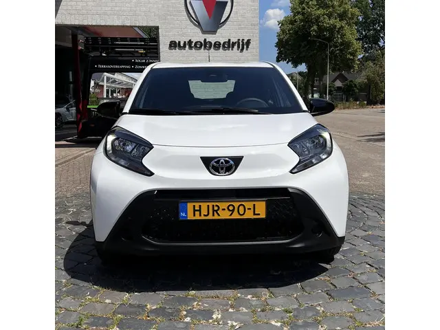 Toyota Aygo X 1.0 VVT-i MT Business 2024 Benzine 20