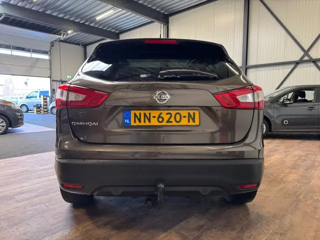 Nissan QASHQAI 1.2 Tekna 2015 Benzine 14