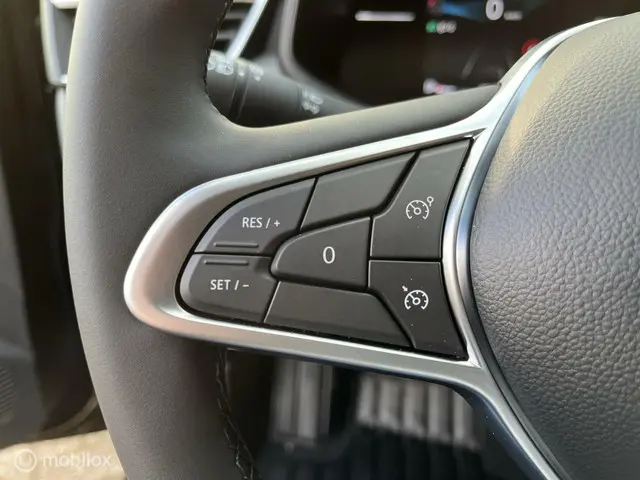Mitsubishi Colt 1.0T MT Intense 2024 Benzine 13