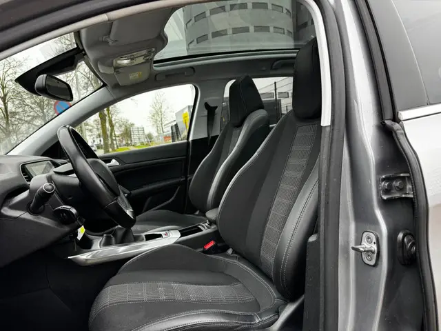 Peugeot 308 SW 1.2 PureTech Allure 2019 Benzine 11