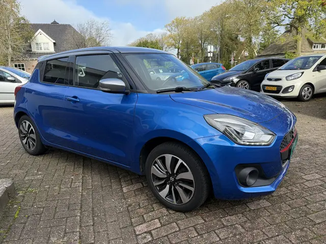 Suzuki Swift 1.0 Stijl 2018 Benzine 4