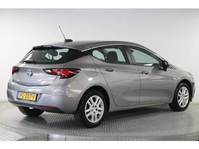 Opel Astra 1.0 Online Edition 2017 Benzine 2