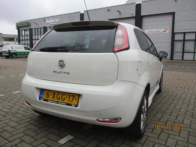 Fiat Punto Evo 1.4 Business 2012 Benzine 12