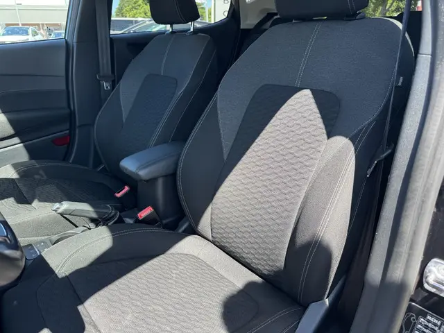 Ford Fiesta 1.0 EcoBoost Hybrid Titanium 2022 Benzine 7