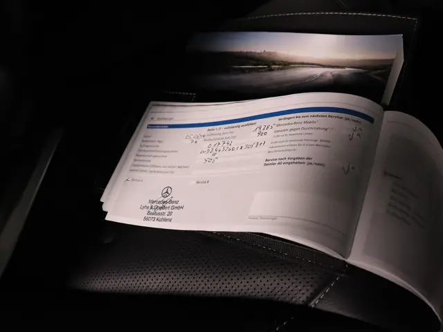 Mercedes-Benz G-Klasse 500 2018 Benzine 35