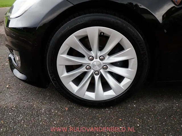 Tesla Model S Long Range 2019 Elektrisch 30