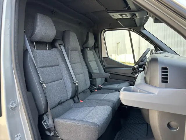 Nissan Interstar 2.3 dCi L3H2 Tekna 2024 Diesel 35