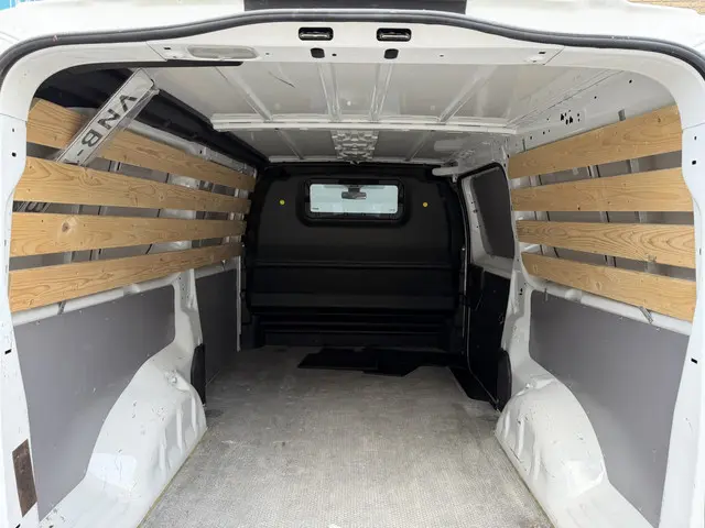 Opel Vivaro 2.0 CDTI 123PK Euro 6 L3H1 2021 Diesel 11