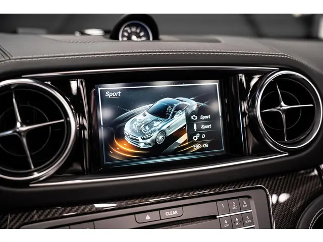 Mercedes-Benz SL AMG 63 2017 Benzine 18