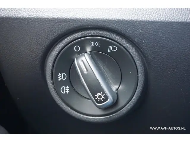Volkswagen up! 1.0 move up! 2012 Benzine 19
