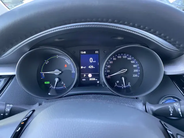Toyota C-HR 1.8 Hybrid Active 2023 Hybride Benzine 15