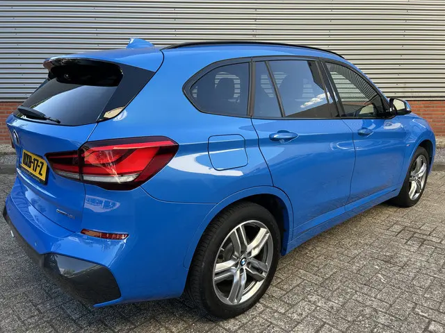 BMW X1 sDrive18i High Executive Edition 2020 Benzine 2