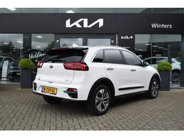 Kia e-Niro DynamicPlusLine 64kWh 3-Fase 2021 Elektrisch 3