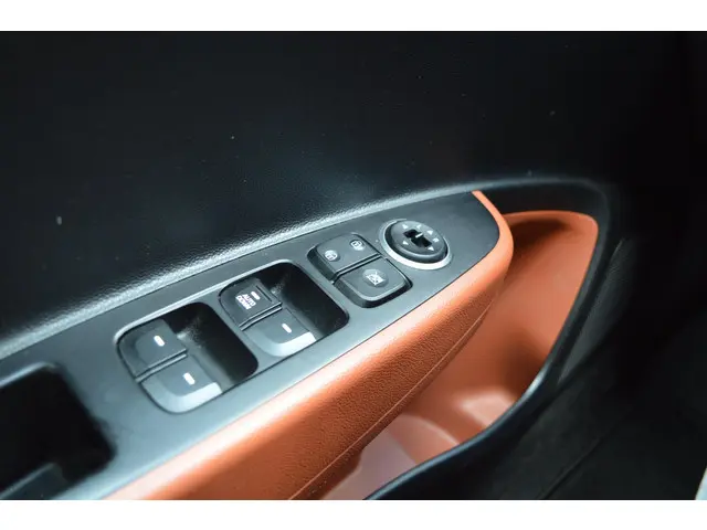 Hyundai i10 1.0i i-Motion Comfort 2017 Benzine 19