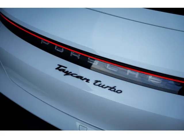 Porsche Taycan Turbo 93 kWh 2020 Elektrisch 35