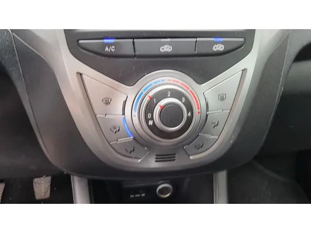 Hyundai ix20 1.4i i-Magine 2014 Benzine 11