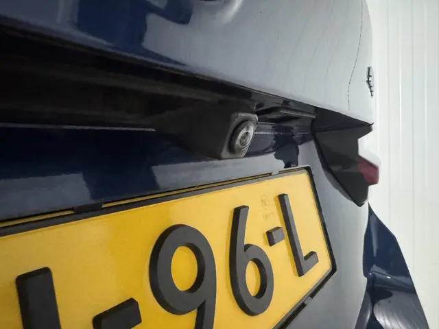 BMW 5 Serie Touring 530e M-Sport 2021 Hybride Benzine 32