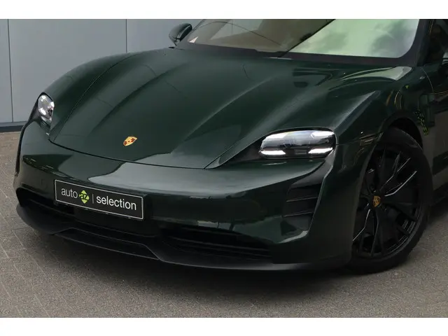 Porsche Taycan GTS 93 kWh 2023 Elektrisch 4